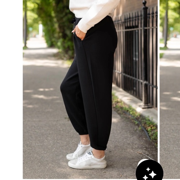 SPANX -AIR ESSENTIALS JOGGER PANT size medium, NWT - Picture 3 of 8